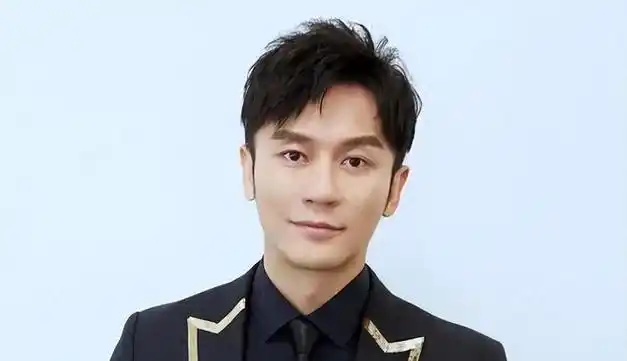 "亿万身家"李晨:拥有北京9亿四合院,6任女友每个都美若天仙