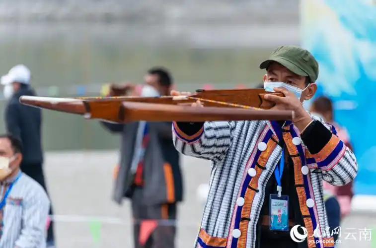 射弩高手云集云南怒江争"弩王"_比赛_程浩_邓斌