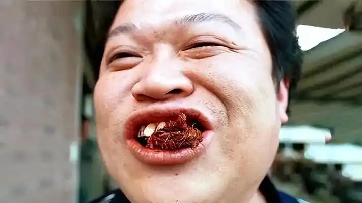 "槟榔四巨头":一天吃5包槟榔,两年死仨,剩下一个割舌保命