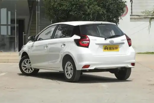 两厢车推荐5到8万自动挡 女士两厢车自动挡排行榜5-8万左右-诺亚号