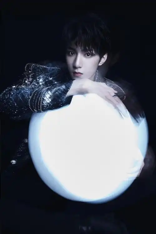 201122 tnt周年写真vol.3「成长之间」:成长是一场盛大的狂欢