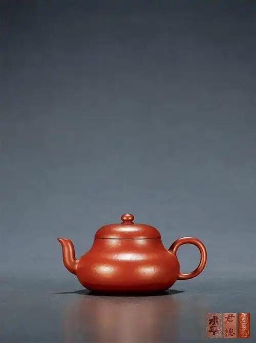 清晚期昌记款朱泥君德壶
