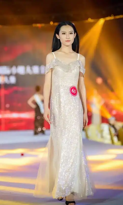 22届全球女神选美大赛·全球国际小姐大赛全球总决赛隆重开幕_佳丽