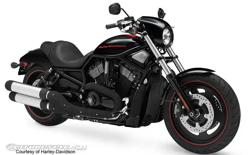 款哈雷戴维森dynasuperglidefxd摩托车图片