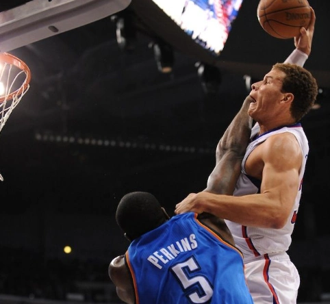 7年前的今天:格里芬面对帕金斯上演"死亡隔扣"