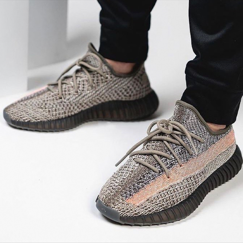 adidasyeezyboost椰子350v2火山火山灰灰岩兵马俑男子跑步鞋