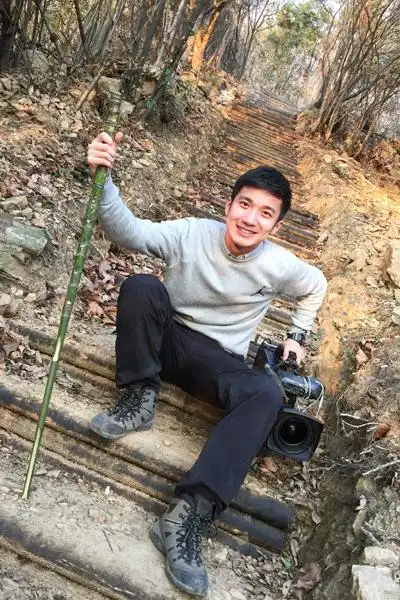 远方的家记者胡鑫