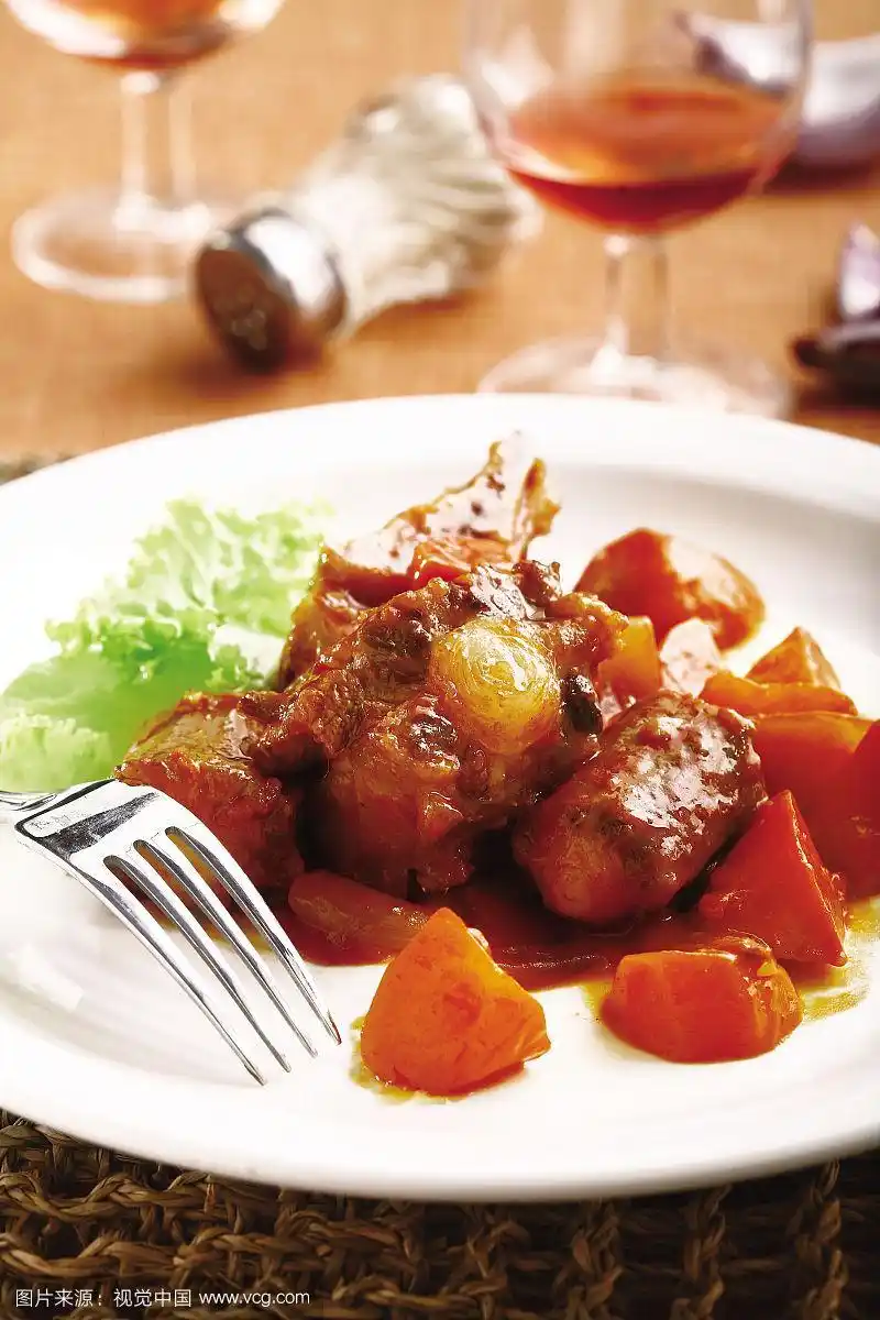 西班牙红酒烩牛尾