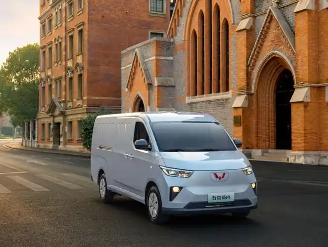 五菱扬光ev和此前五菱推出的多数商用车不同_易车