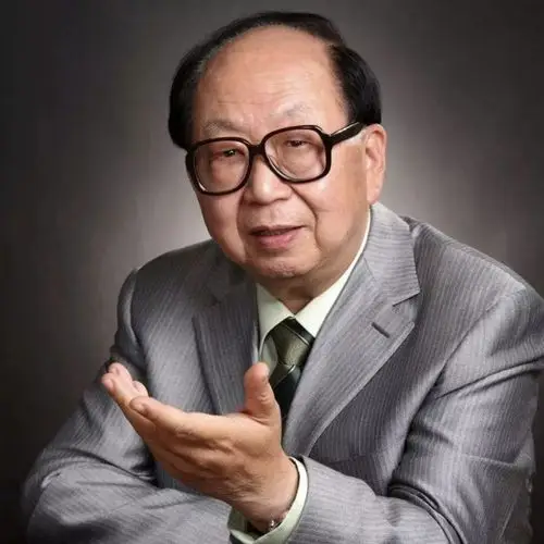 01由"大海啊,故乡"王立平全球巡演组委会的精心策划和积极推动下,万众