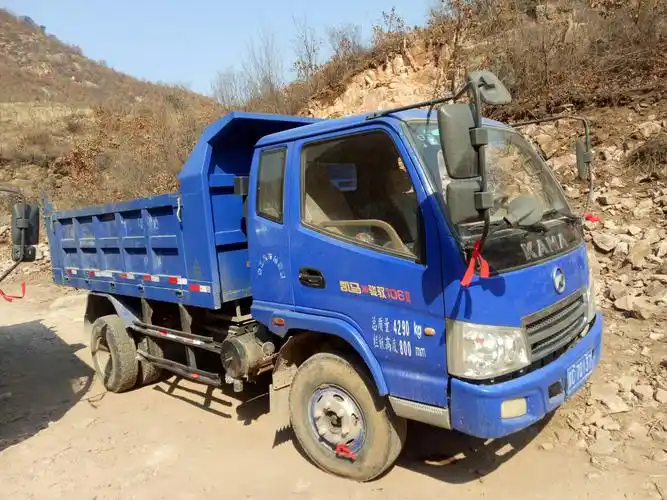 出租小型翻斗车 电话18713502088