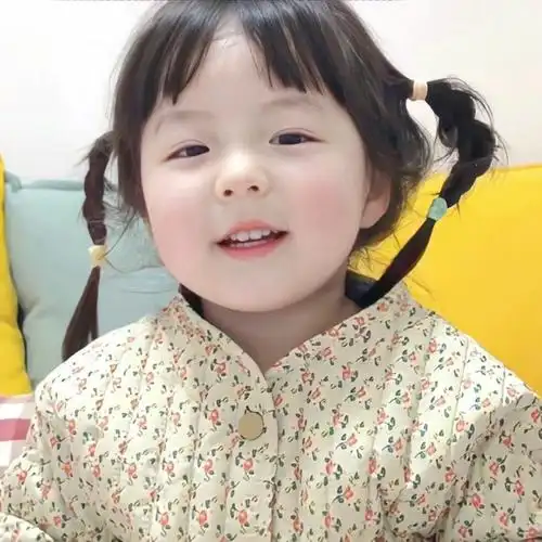 萌娃王迦禾长大了,胖嘟嘟双马尾闺蜜头像_8
