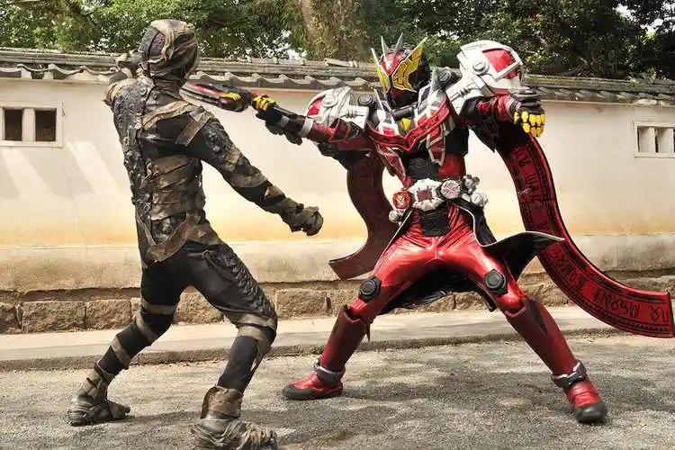 《假面骑士:时王》海报第1张图片