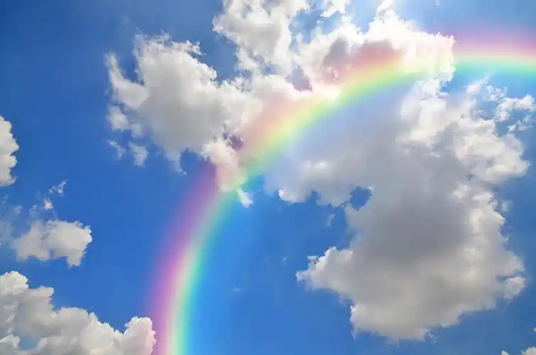 彩虹,白云,蓝天背景_高清图片_全景视觉