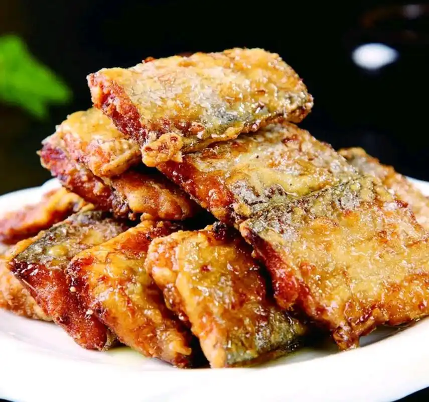 过年的时候自家做的干炸带鱼为什么总是炸不成形又不焦脆呢