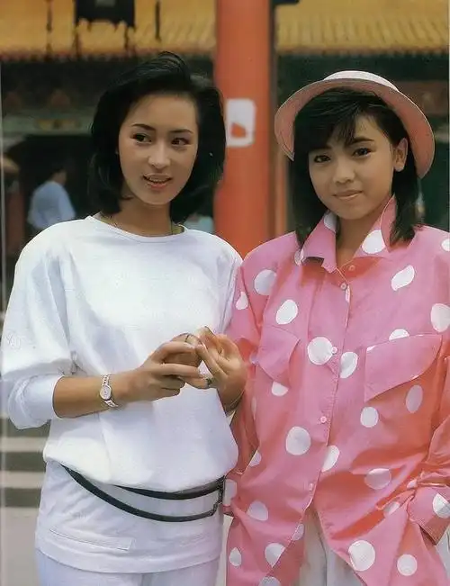 人均未满20岁,86版《倚天屠龙记》堪称颜值最靓版本