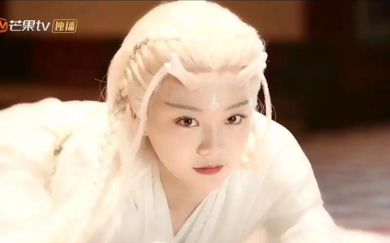 【离人心上】初月变成小龙女这段简直美爆了!