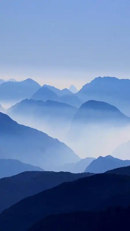 蓝色上峦起伏app手机端h5背景