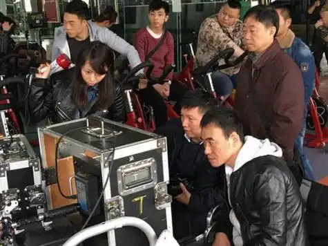 剧组工作人员工资高吗?不认识人怎样可以进剧组工作