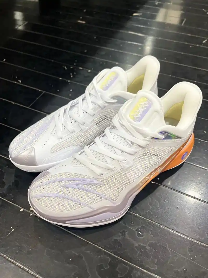 很好穿很爱穿,也很耐穿!99球鞋名称:安踏 轻狂4 火箭 - 抖音