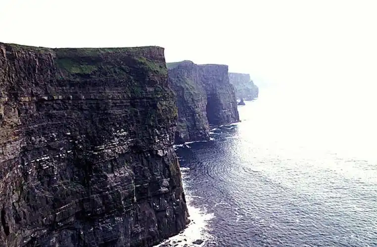 悬崖图片_悬崖高清图片_全景视觉