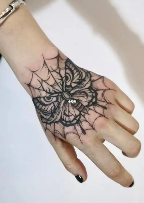 我喜欢永永远远的事情耗时1h20m#tattoo#蝴蝶纹身#纹身手稿#手背纹身