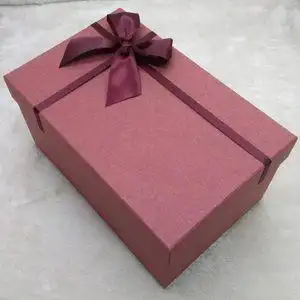 高档超大号长方形商务礼品盒红色礼服婚纱外套西装盒子礼物包装盒