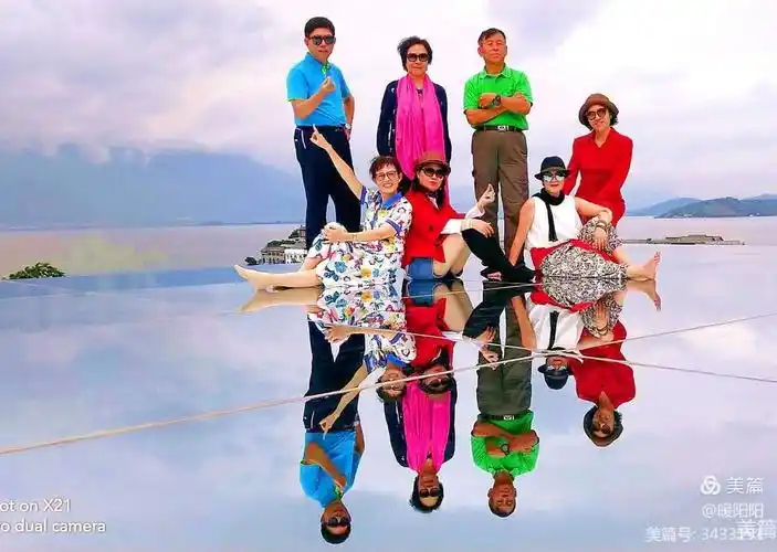 这是我们七人的集体照哦