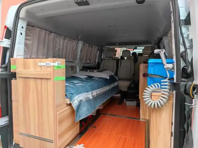 新全顺床车改装欢迎来访