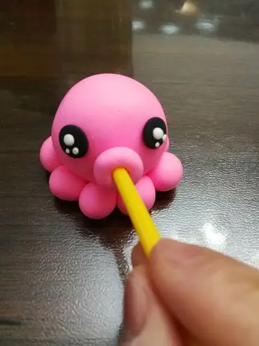 王莽街道中心幼儿园——中二班彩泥手工制作