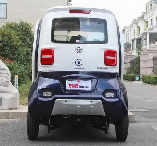 东威q5电动车评测搭载1200w交流电机续航120公里带暖风