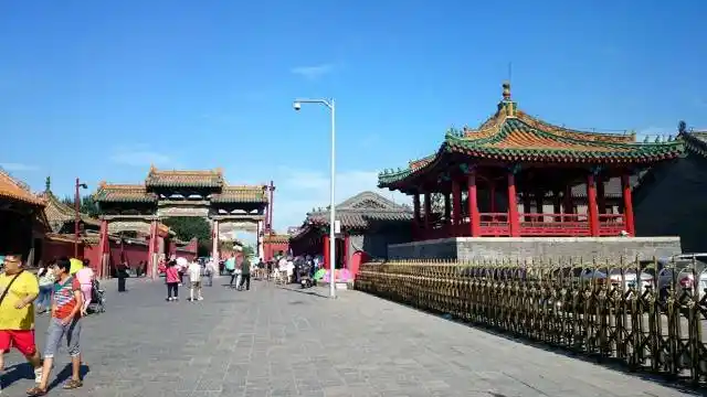 ◣  满清文化一条街