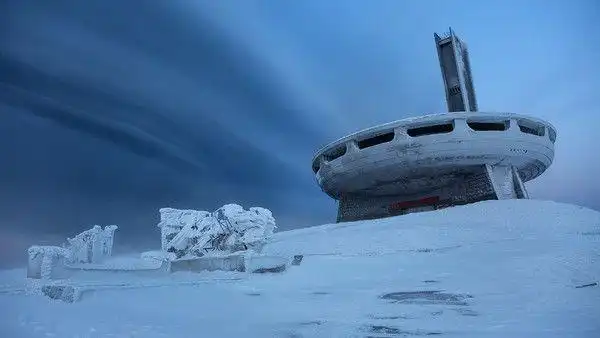 原子朋克:用最极致的苏联美学祭奠逝去的光荣与梦想