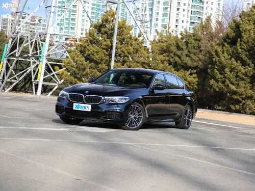 【2020款宝马5系530li xdrive m运动套装_整体外观_12/1631张图片】