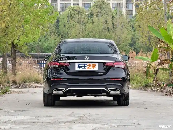 新款奔驰e级轿车配置报价多少钱