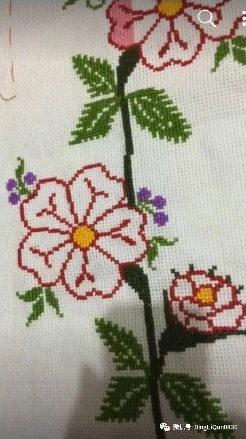 「十字绣图」70个美丽优雅的十字绣花卉图案
