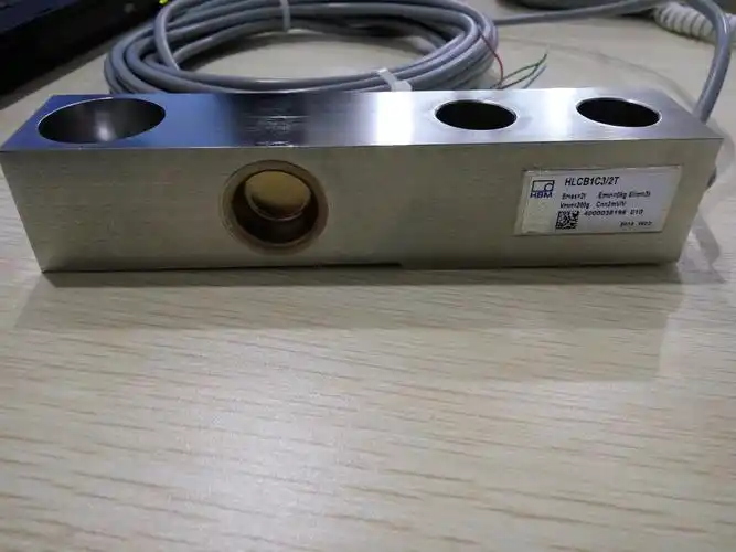 电容式压力传感器的工作原理和类型