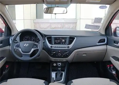 现代悦纳多少钱内饰怎么样可以优惠多少钱什么配置