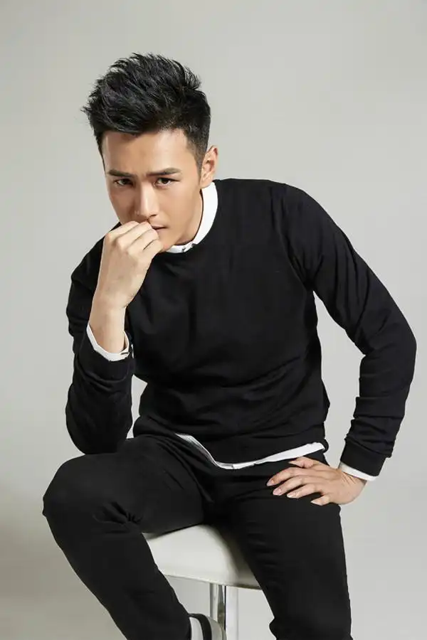 热剧推荐#《喋血长江》两个不同的家族,两伙不同