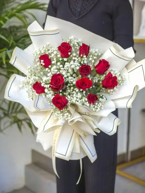 满天星玫瑰花束