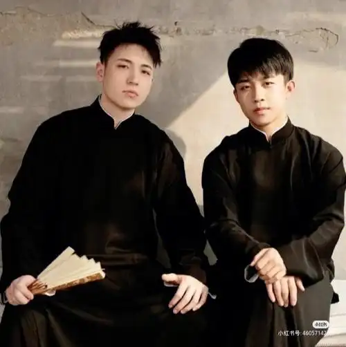 龄龙yyds德云女孩冲鸭