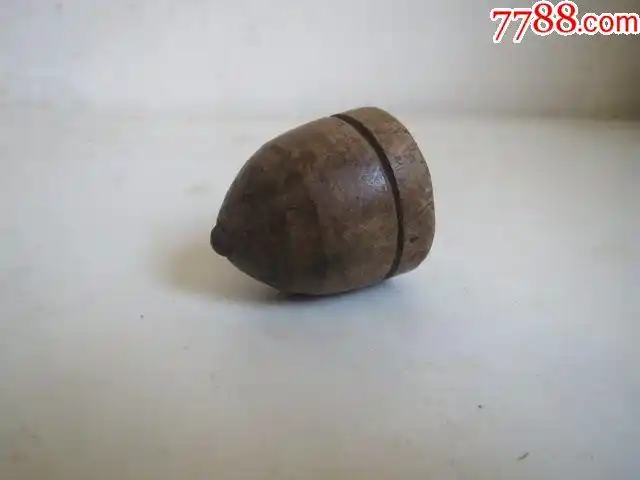 老玩具文革前后期的木制陀螺,品如图