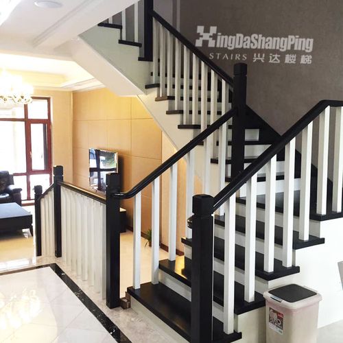 定制现代简约新中式黑白款实木整体楼梯家用扶梯轻奢别墅楼梯扶手