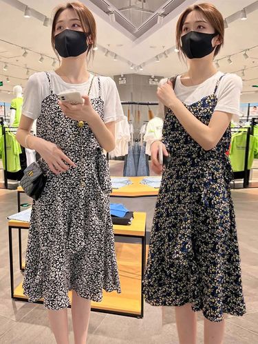 假两件吊带连衣裙夏季新款气质收腰显瘦系腰带雪纺中长款碎花裙子