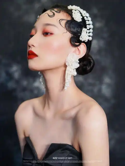 更精致 9090#成都化妆培训学校  #手推波纹 #新娘发型