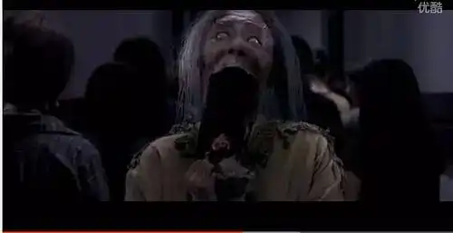 放映室丨这个女鬼长得好吓人,带你20分钟看完泰国恐怖片《厉鬼将映》