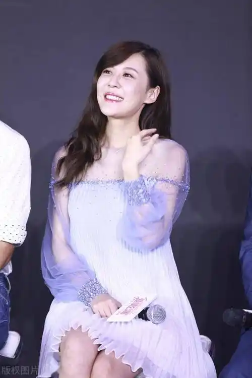 李金铭这身材,这才是尤物啊!