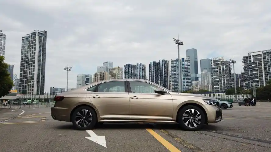 试驾新帕萨特:要年轻,不要躺平