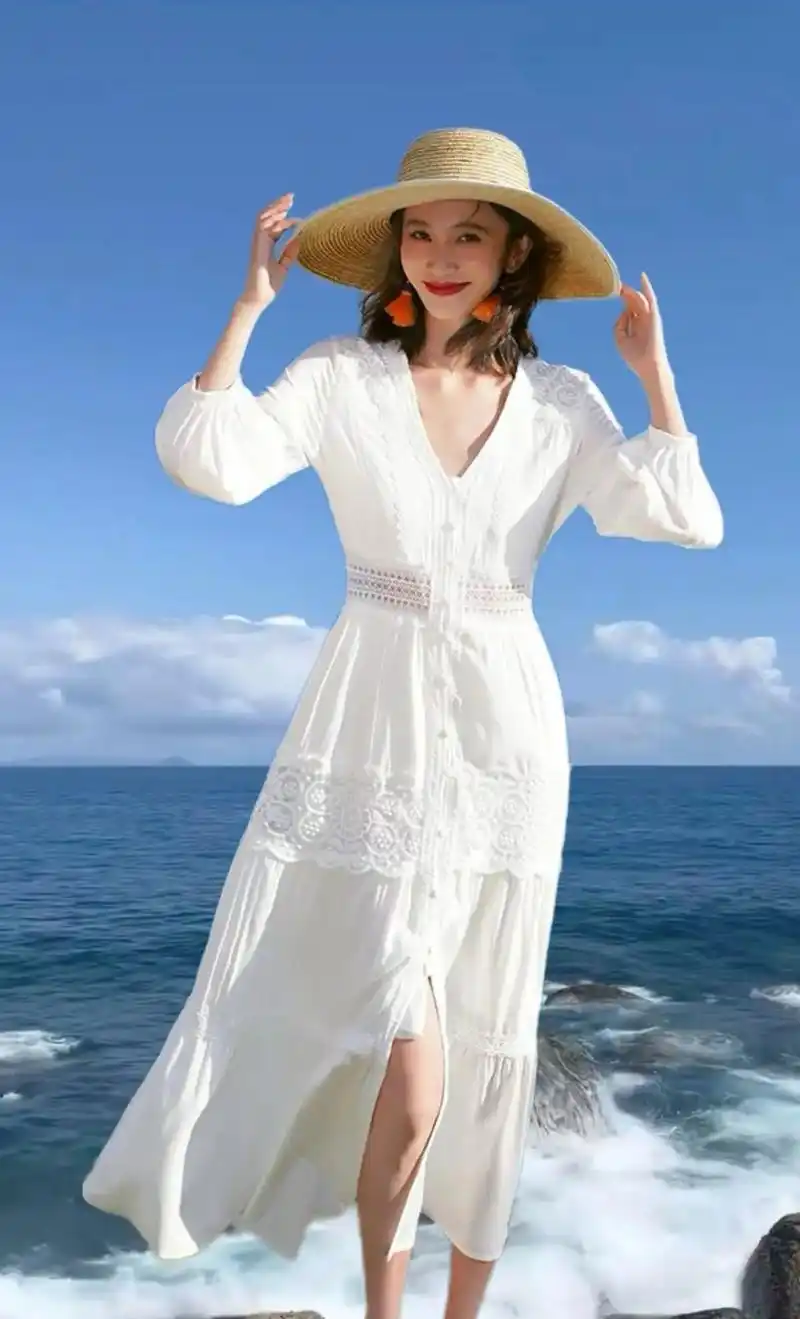 三亚连衣裙夏白色甜美法式过膝长裙沙滩裙