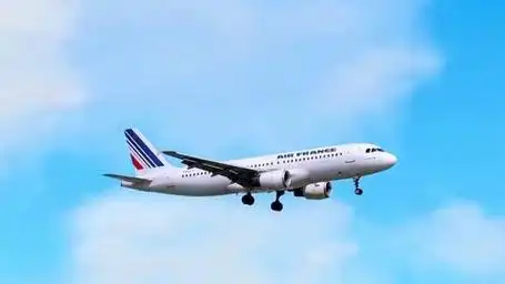 去年民航亏损近300亿,航空公司啥时候才能赚钱?